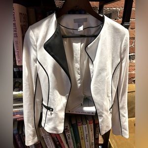 H&M structured blazer with zip pockets